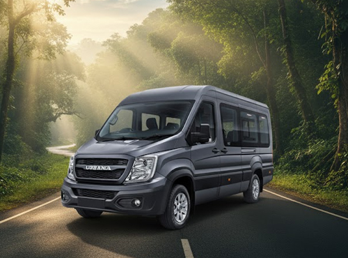 premium luxury van rental in marari alappuzha